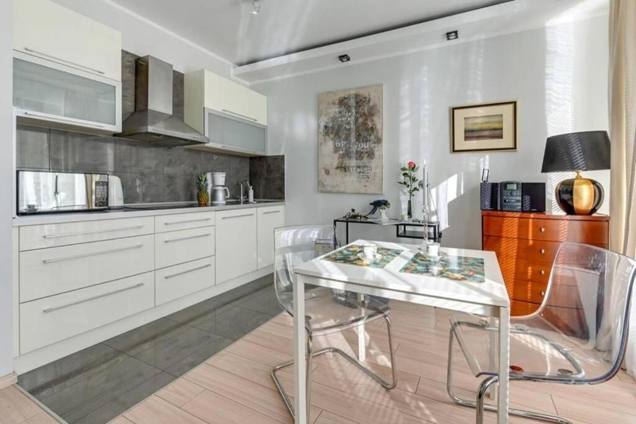 Golden Apartments Szafarnia 7 M5 กดัญสก์ ภายนอก รูปภาพ