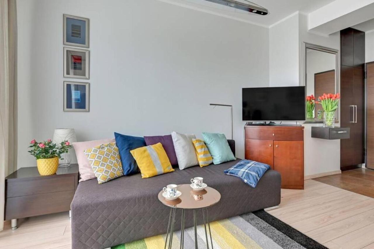 Golden Apartments Szafarnia 7 M5 กดัญสก์ ภายนอก รูปภาพ