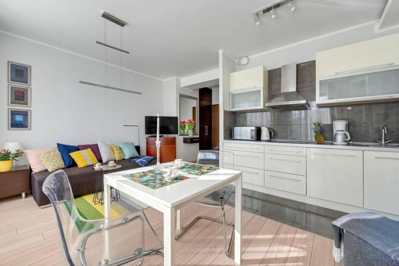 Golden Apartments Szafarnia 7 M5 กดัญสก์ ภายนอก รูปภาพ
